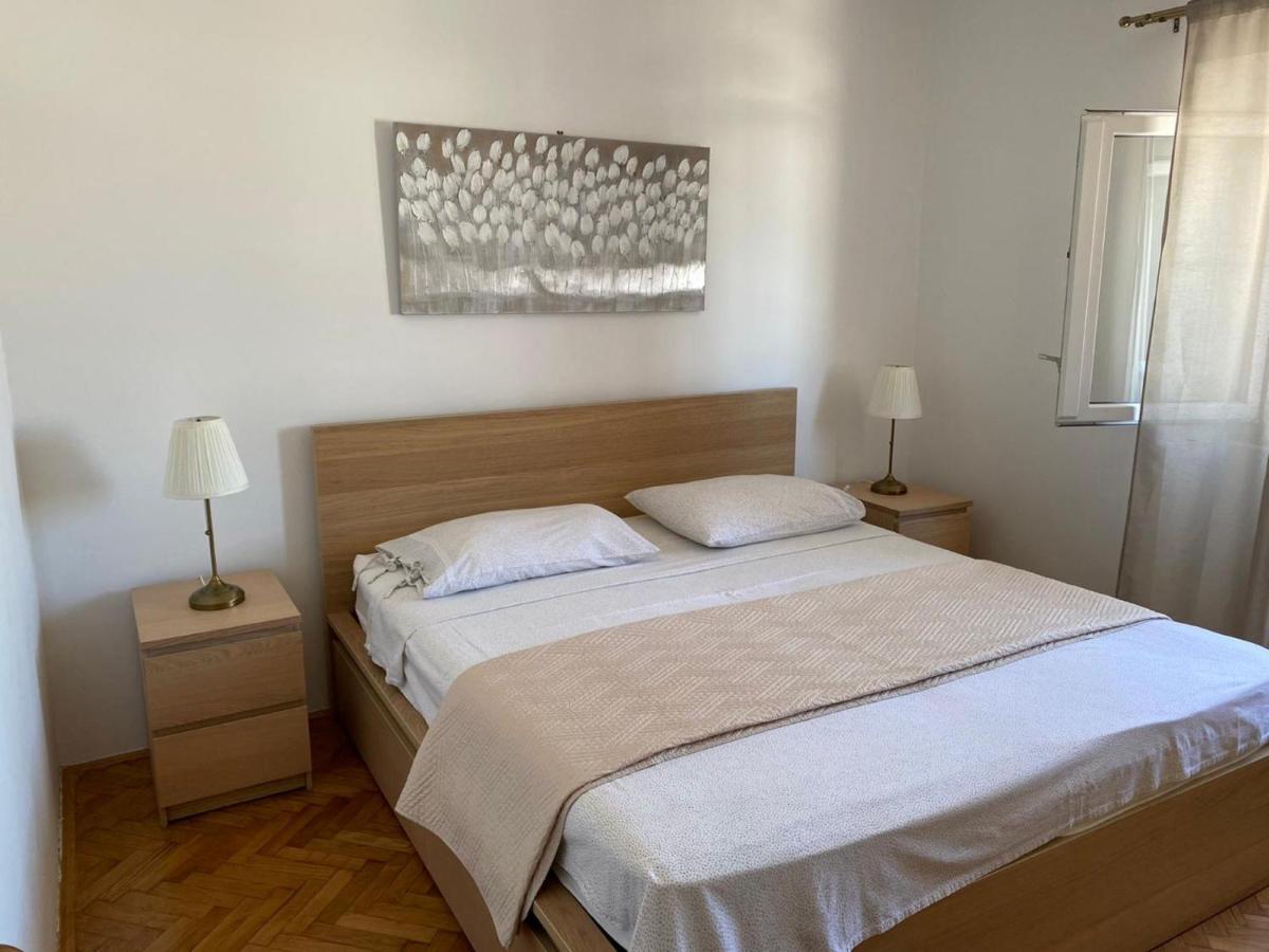 Apartments Barbaresko Lumbarda Kültér fotó