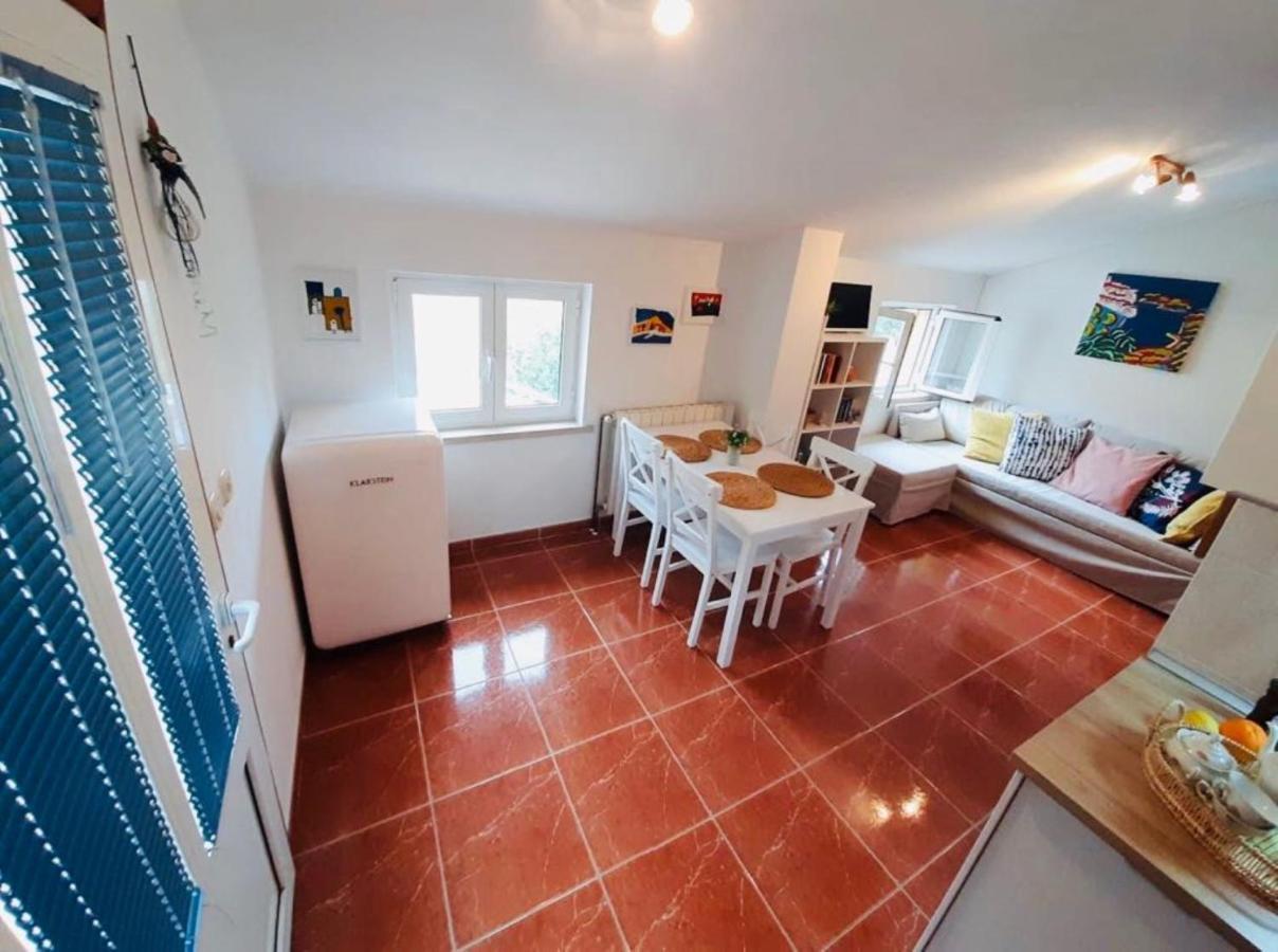 Apartments Barbaresko Lumbarda Kültér fotó