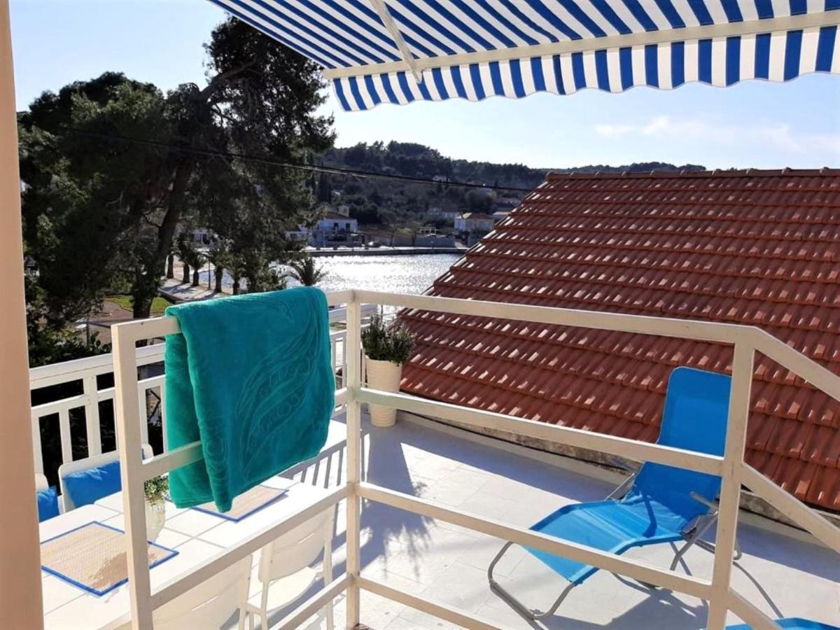 Apartments Barbaresko Lumbarda Kültér fotó