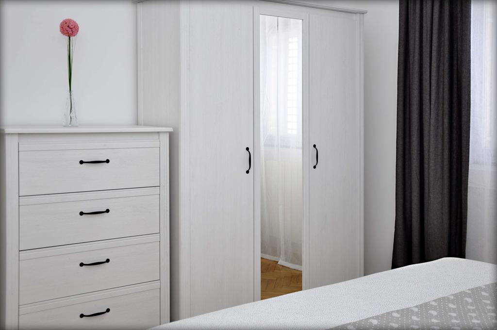 Apartments Barbaresko Lumbarda Kültér fotó