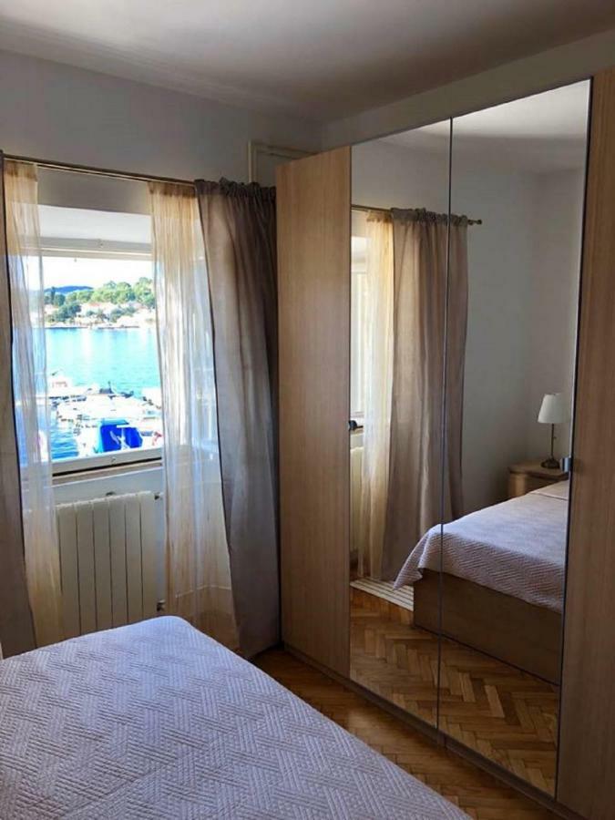 Apartments Barbaresko Lumbarda Kültér fotó